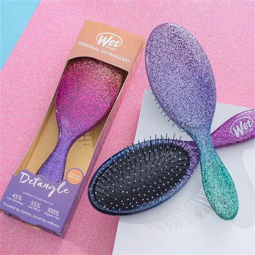 WetBrush Shimmering Sky Detangler Magical Midnight